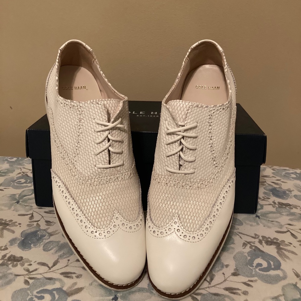 Antique White Cole Haans 9.5 B